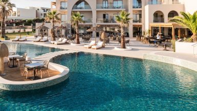 Hotel auf Kreta mit Poolanlage